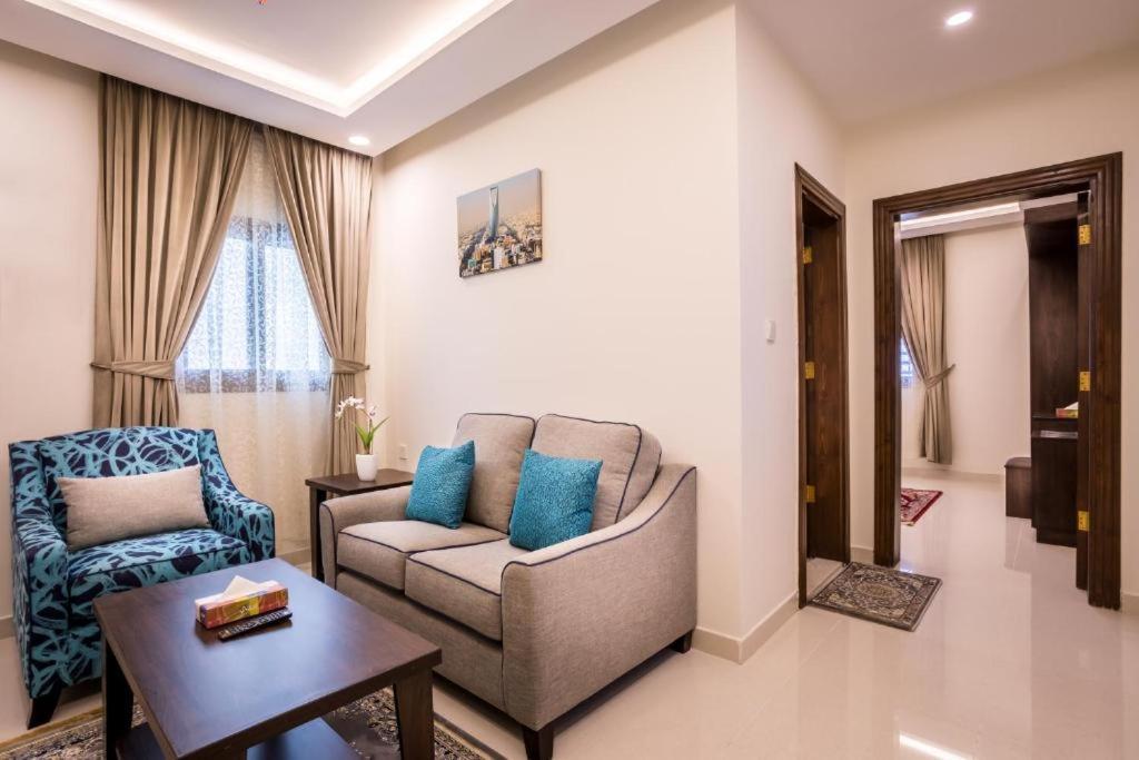 Al Louloah Al Baraqah Furnished Apartments Dzsidda Kültér fotó