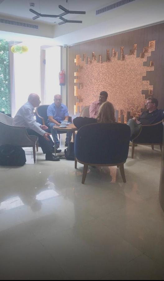 Al Louloah Al Baraqah Furnished Apartments Dzsidda Kültér fotó